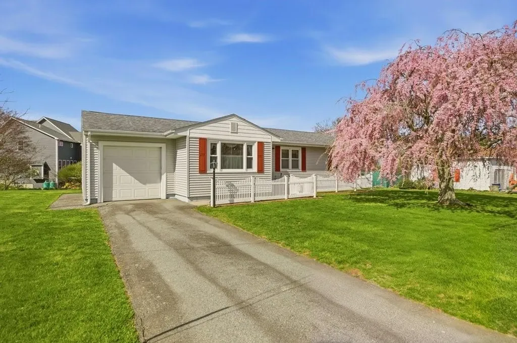 58 Redwood Road Portsmouth RI 02871