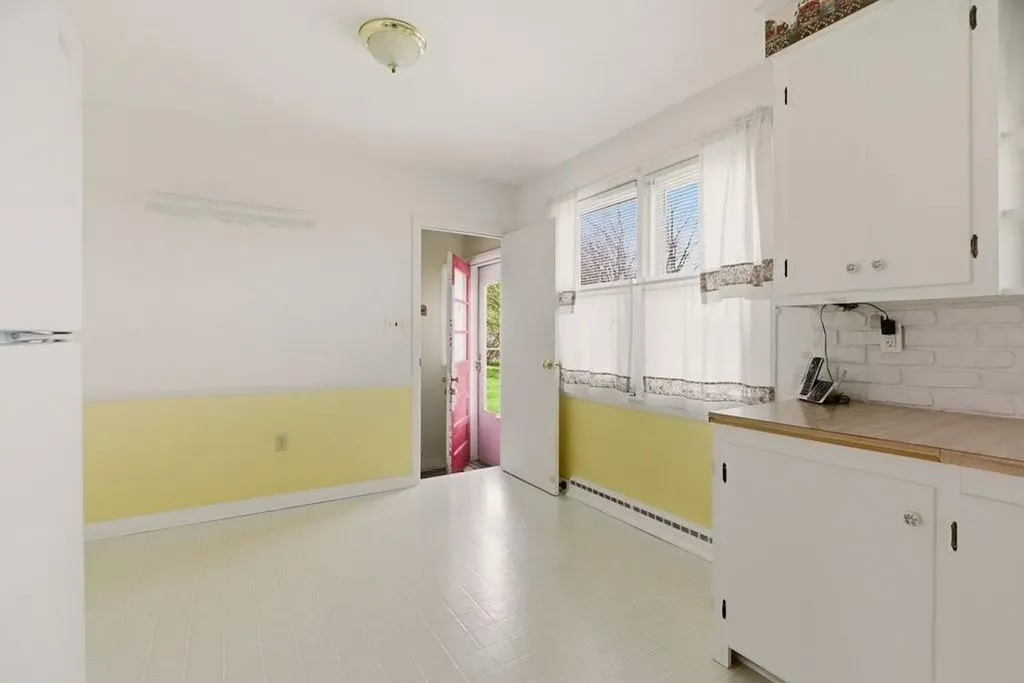 58 Redwood Road Portsmouth RI 02871