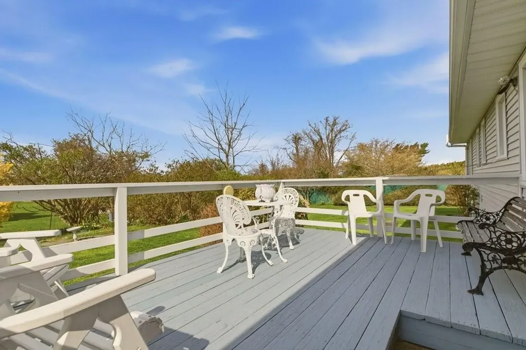 58 Redwood Road Portsmouth RI 02871