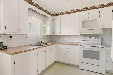58 Redwood Road Portsmouth RI 02871