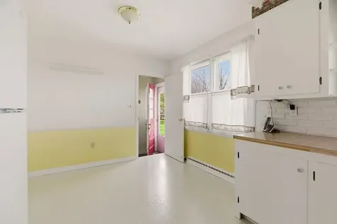 58 Redwood Road Portsmouth RI 02871