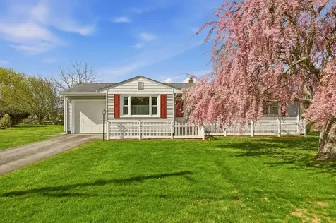 58 Redwood Road Portsmouth RI 02871