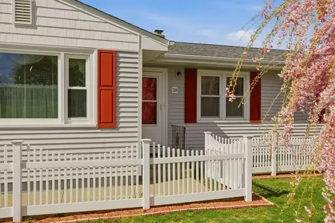 58 Redwood Road Portsmouth RI 02871