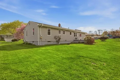 58 Redwood Road Portsmouth RI 02871