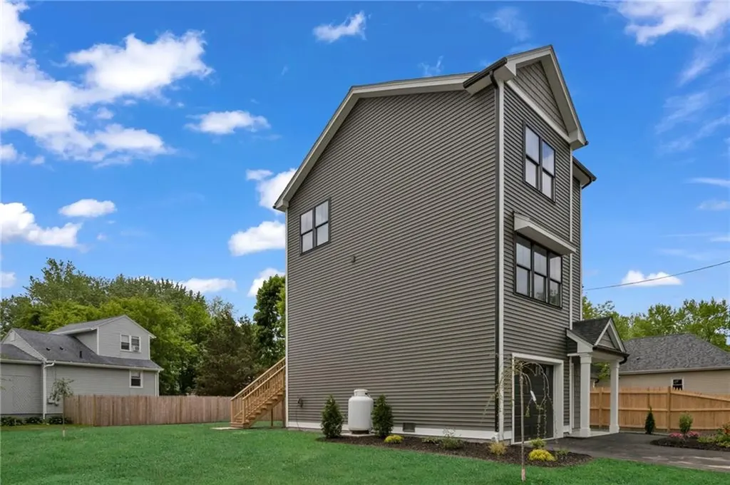 256 Point Avenue Warwick RI 02889