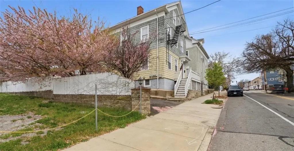 194 Gano Street Providence RI 02906