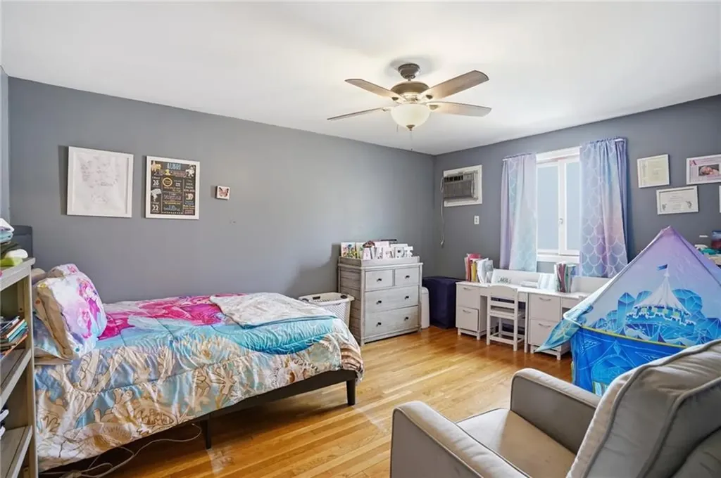 16 Brown Street North Providence RI 02904