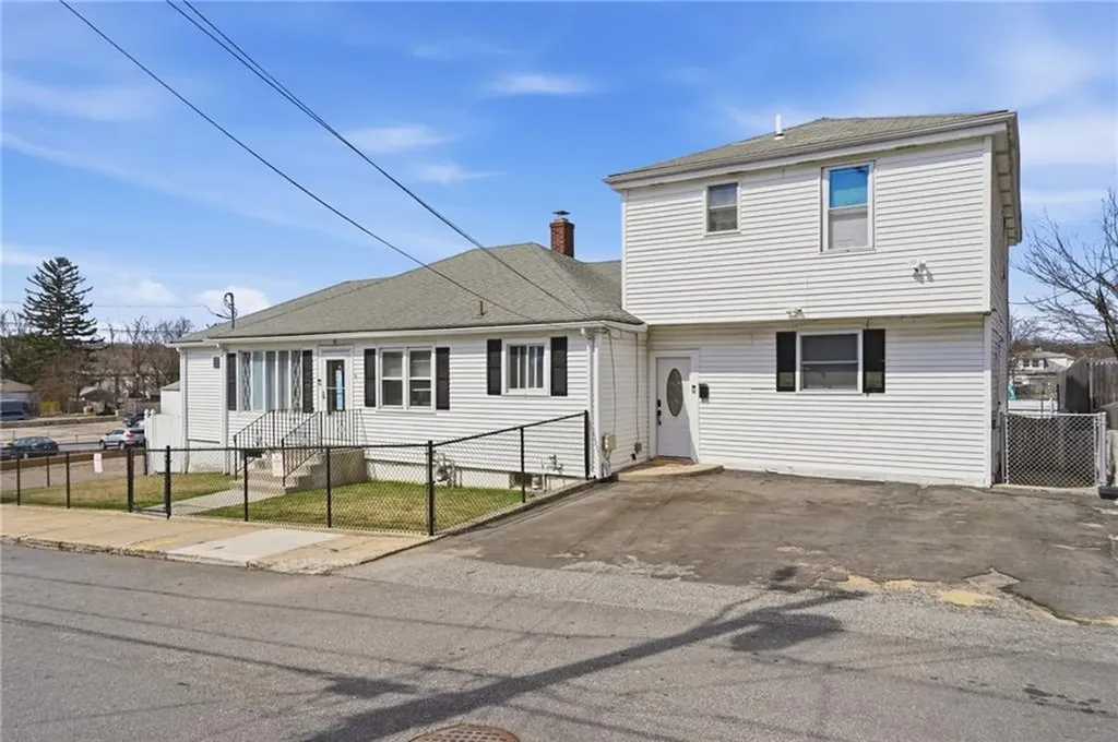 16 Brown Street North Providence RI 02904