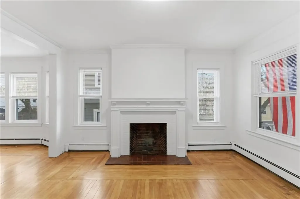 102 Overhill Road Providence RI 02906
