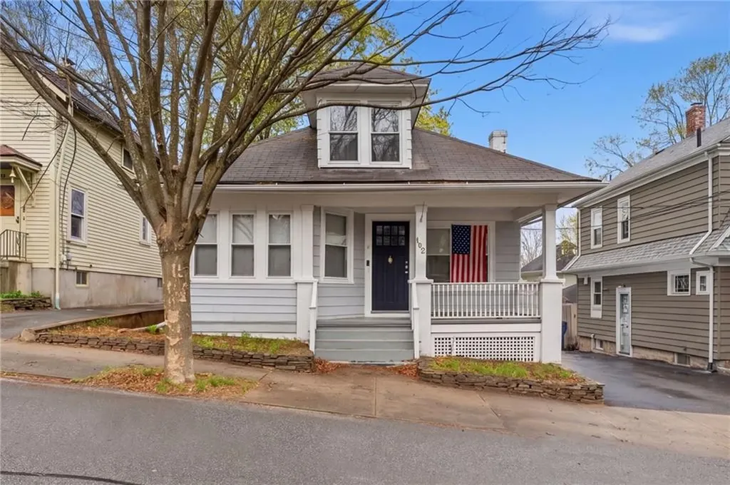 102 Overhill Road Providence RI 02906