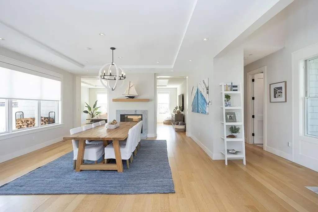 99 Meadowlark Lane Portsmouth RI 02871
