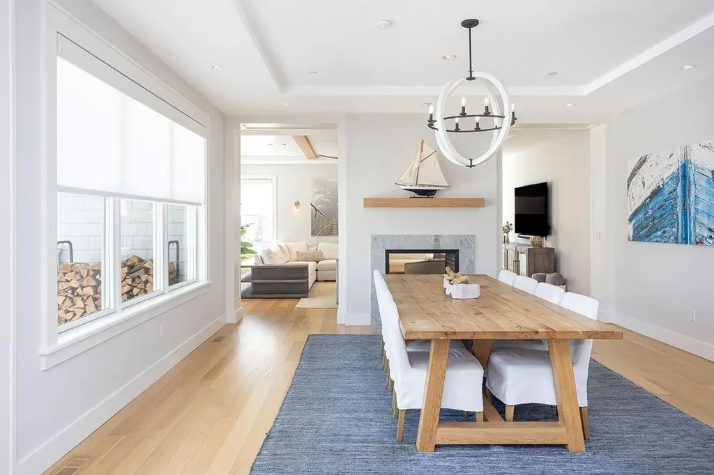 99 Meadowlark Lane Portsmouth RI 02871