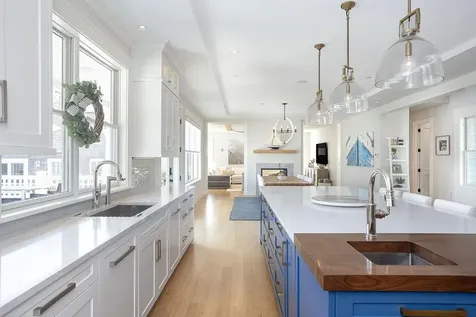 99 Meadowlark Lane Portsmouth RI 02871
