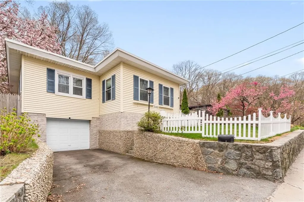 743 Wakefield Street West Warwick RI 02893