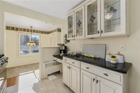 98 Homewood Avenue North Providence RI 02911
