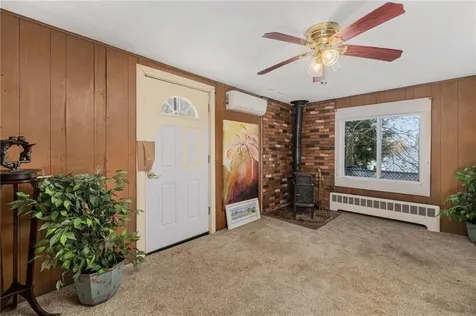 98 Homewood Avenue North Providence RI 02911
