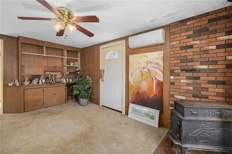 98 Homewood Avenue North Providence RI 02911