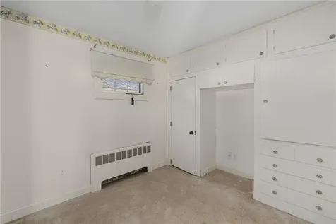98 Homewood Avenue North Providence RI 02911