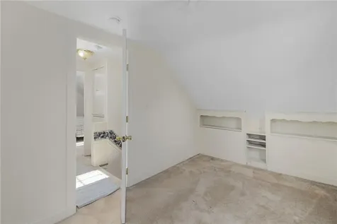 98 Homewood Avenue North Providence RI 02911