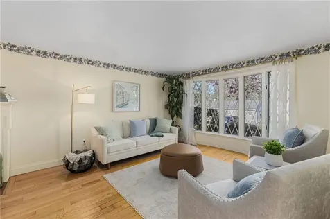 98 Homewood Avenue North Providence RI 02911