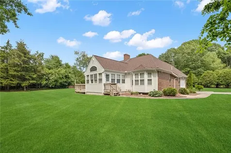 2225 Providence Pike North Smithfield RI 02896