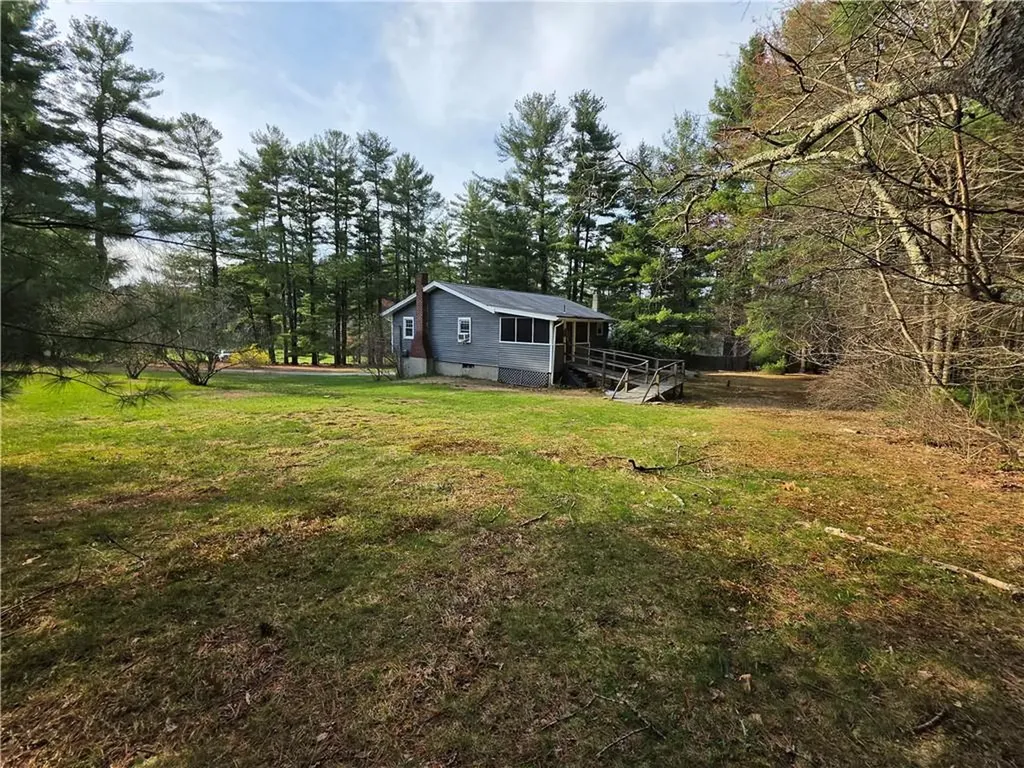 1304 Pound Hill Road North Smithfield RI 02896