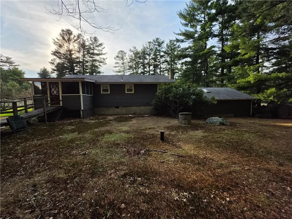 1304 Pound Hill Road North Smithfield RI 02896