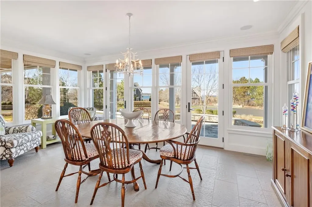 271 Carnegie Harbor Drive Portsmouth RI 02871