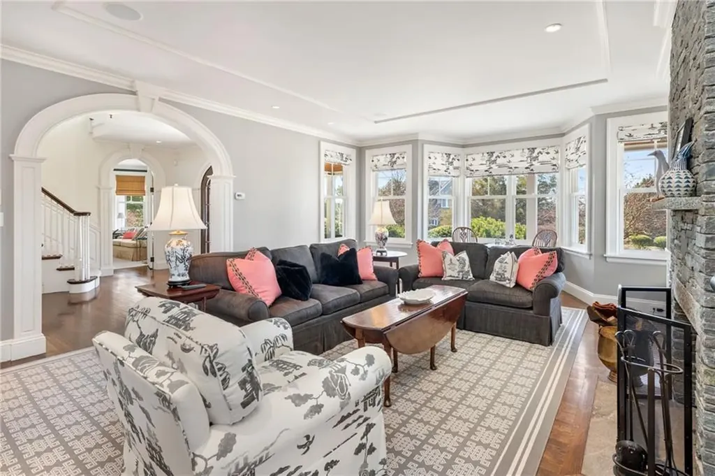 271 Carnegie Harbor Drive Portsmouth RI 02871