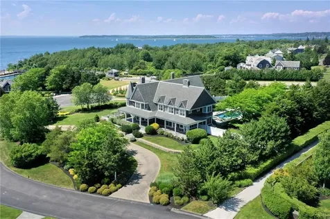 271 Carnegie Harbor Drive Portsmouth RI 02871