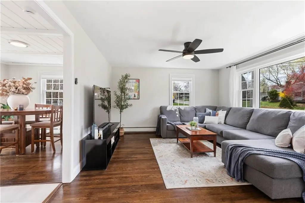 25 Overhill Road Warren RI 02885