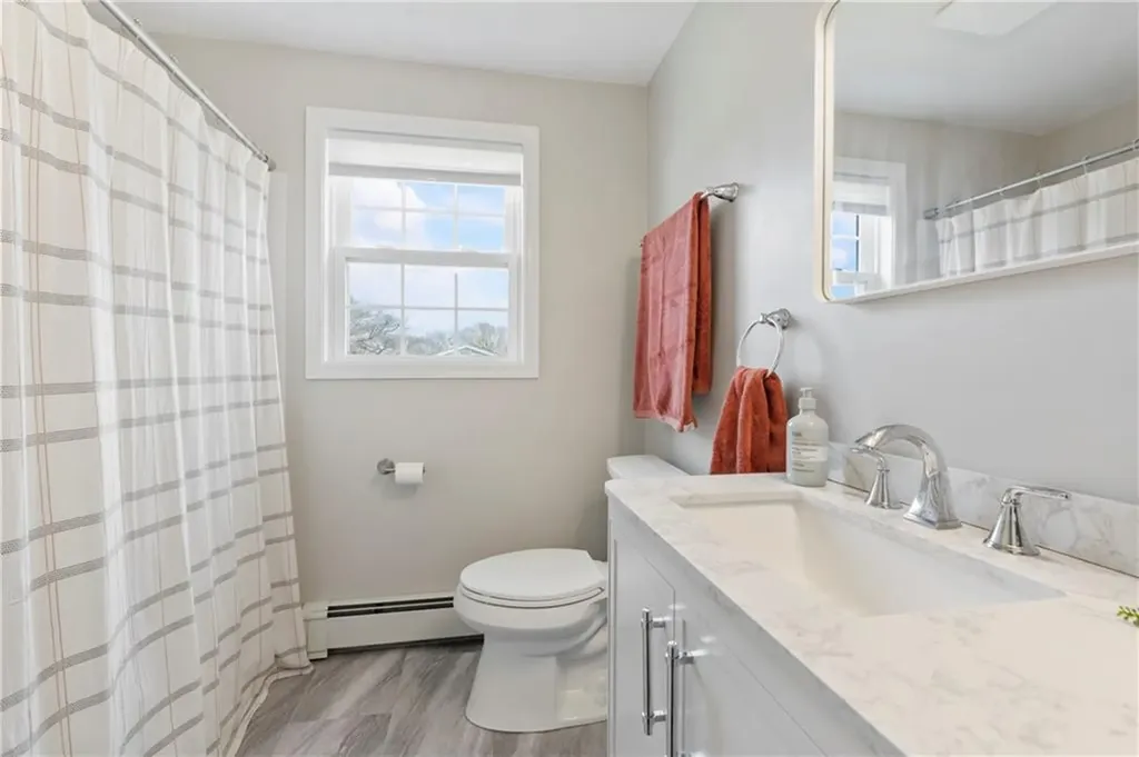 25 Overhill Road Warren RI 02885