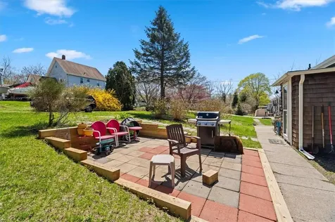 60 Riverview Avenue Tiverton RI 02878