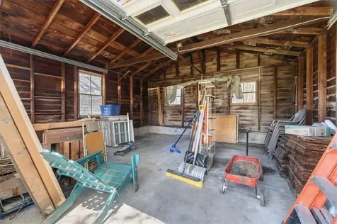 60 Riverview Avenue Tiverton RI 02878
