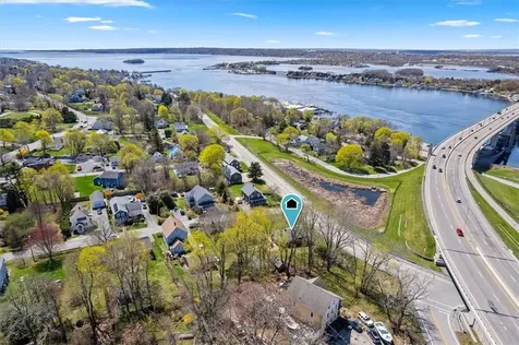 60 Riverview Avenue Tiverton RI 02878