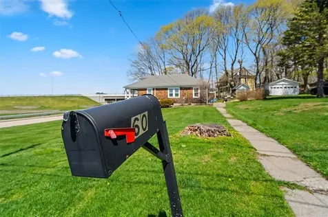 60 Riverview Avenue Tiverton RI 02878