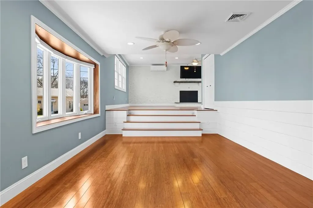 106 Cedar Island Road Narragansett RI 02882