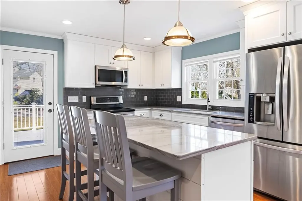106 Cedar Island Road Narragansett RI 02882