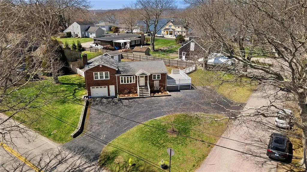 106 Cedar Island Road Narragansett RI 02882
