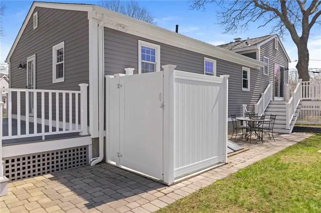 106 Cedar Island Road Narragansett RI 02882