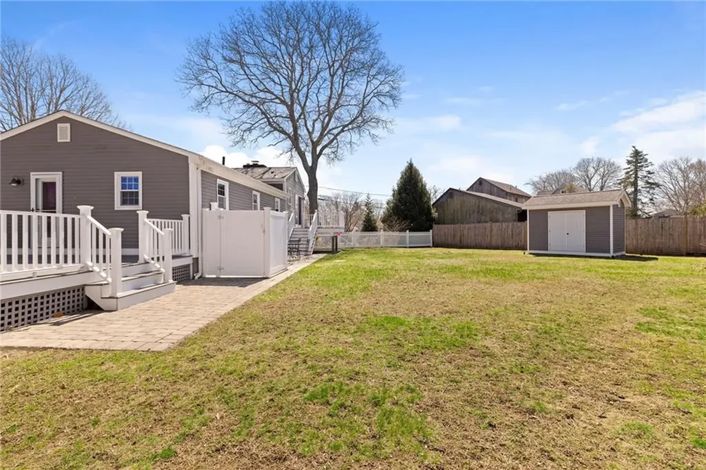 106 Cedar Island Road Narragansett RI 02882