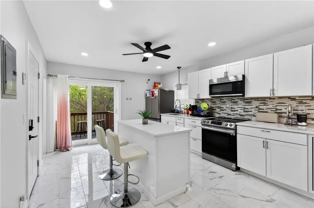 25 Tripoli Street Cranston RI 02909
