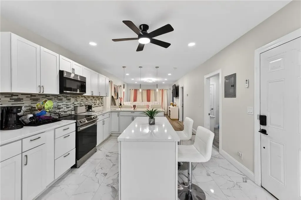 25 Tripoli Street Cranston RI 02909