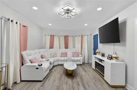 25 Tripoli Street Cranston RI 02909