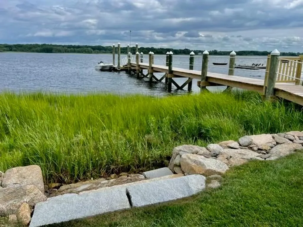 29 Baron Road Barrington RI 02806