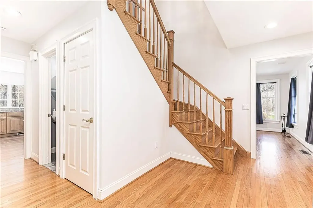 54 Foxridge Circle South Kingstown RI 02879