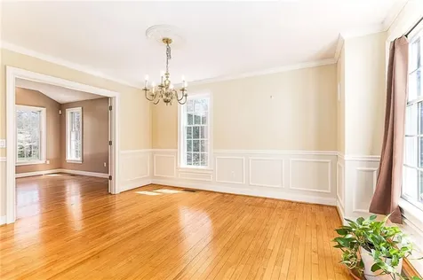 54 Foxridge Circle South Kingstown RI 02879