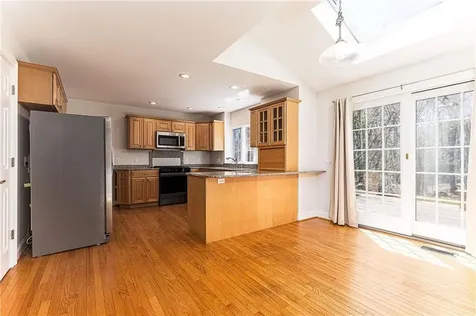 54 Foxridge Circle South Kingstown RI 02879