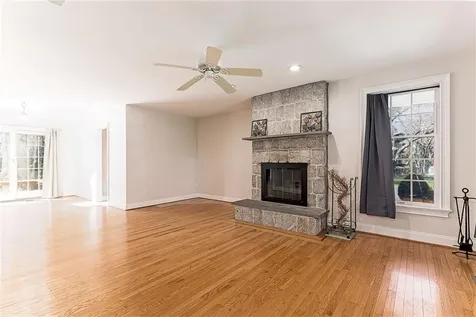54 Foxridge Circle South Kingstown RI 02879