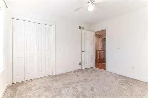 54 Foxridge Circle South Kingstown RI 02879